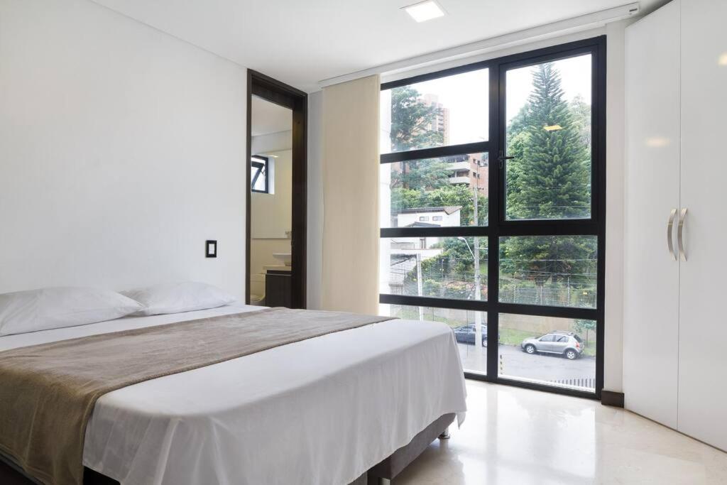 301 Modern space in exclusive area of El Poblado