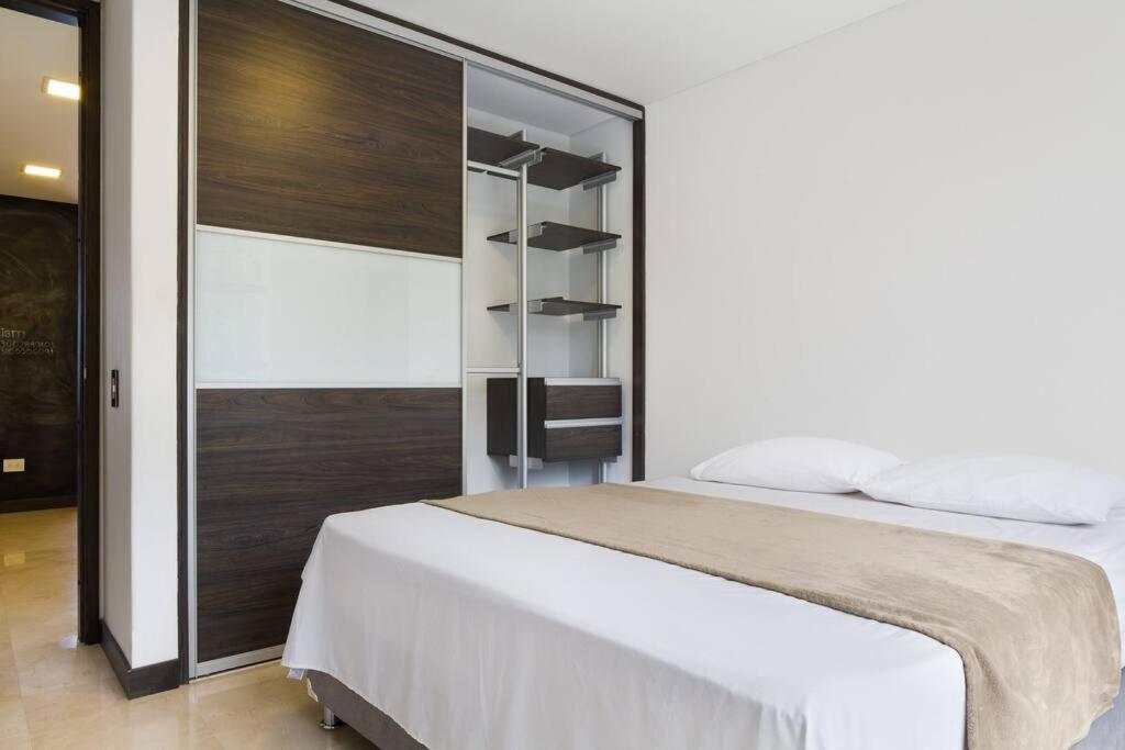 301 Modern space in exclusive area of El Poblado