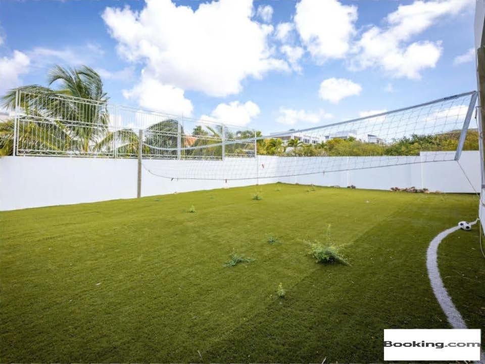 Villa met zeezicht & infinitypool Jan Thiel Curacao