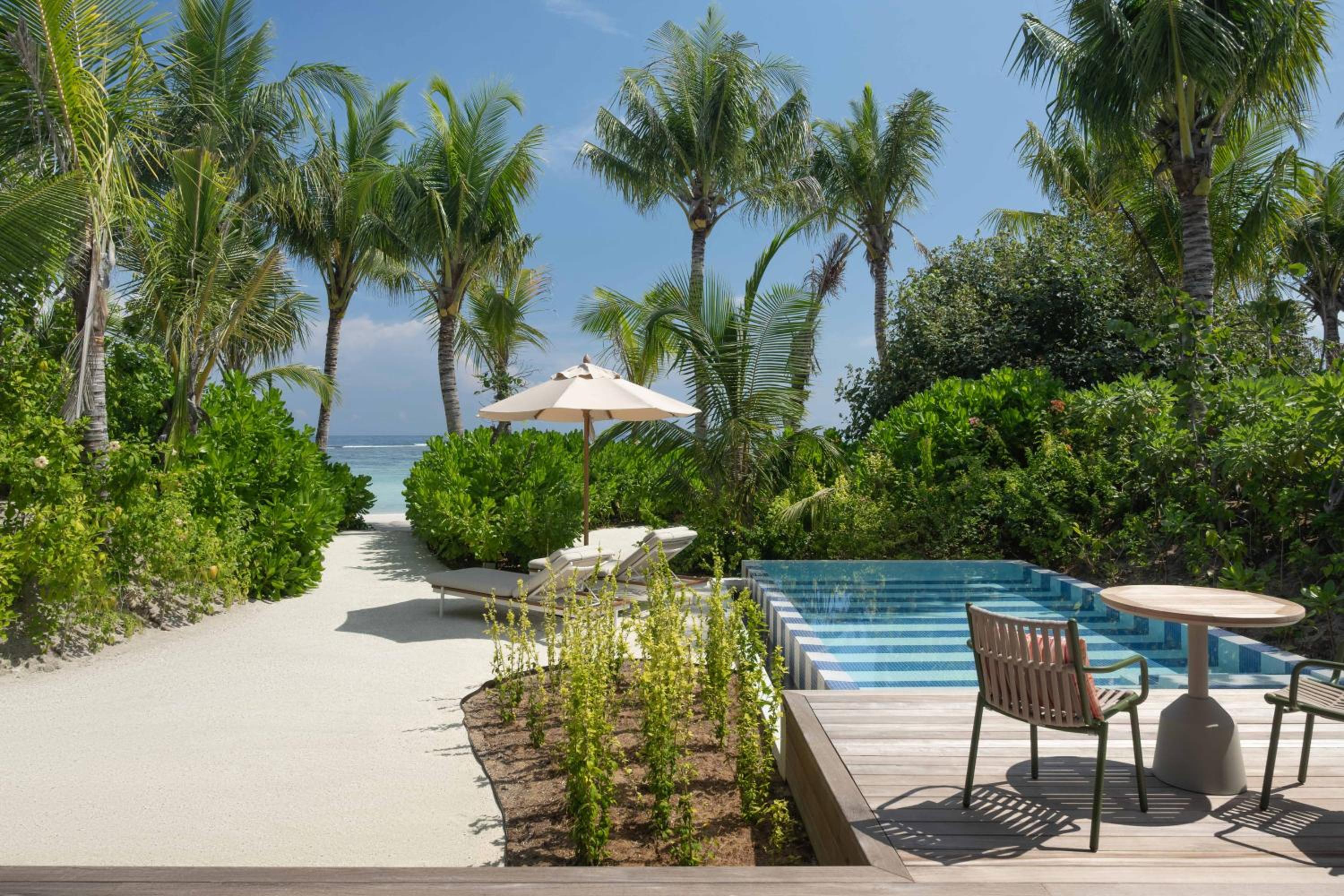 SO/ Maldives