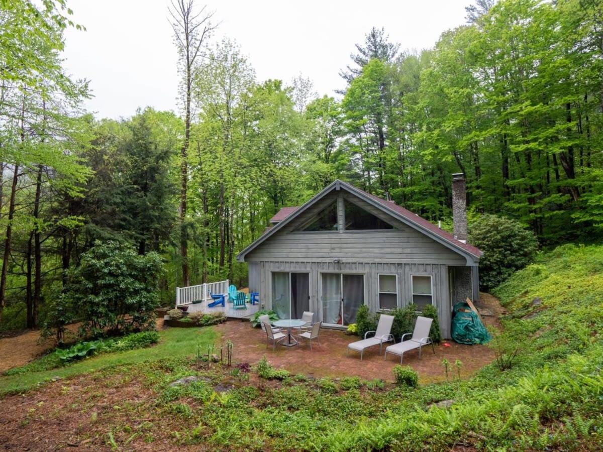 Berkshire Vacation Rentals: Loft Style Cabin In West Stockbridge Book Now view 5