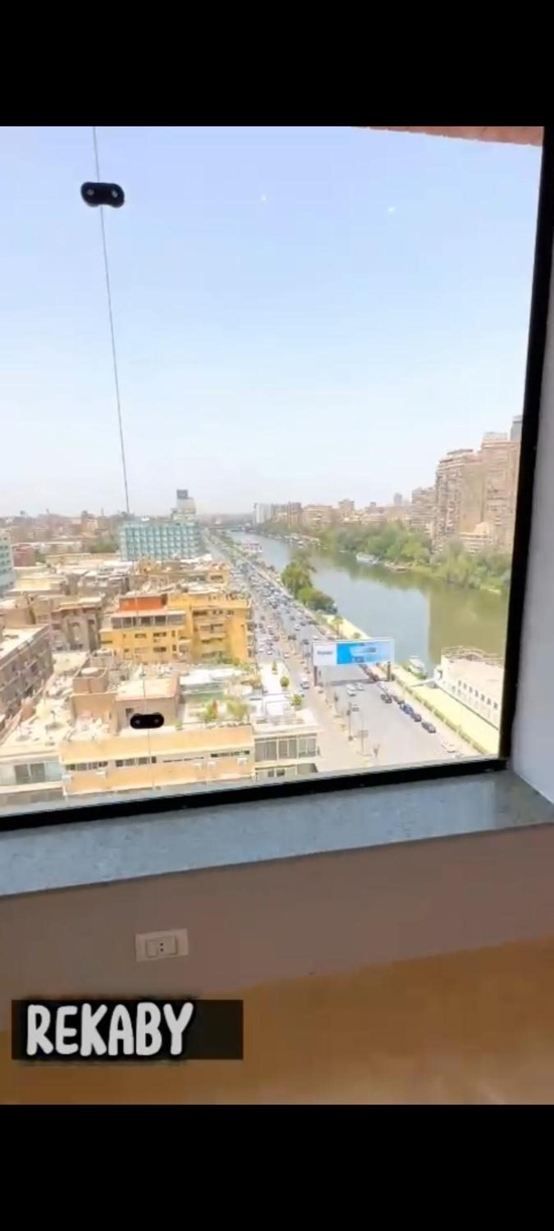 Deluxe 3 Bed Room Nile View