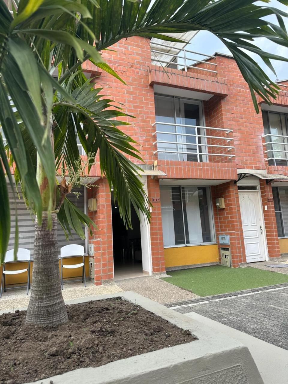 Hermosa Casa En Pereira Con Piscina