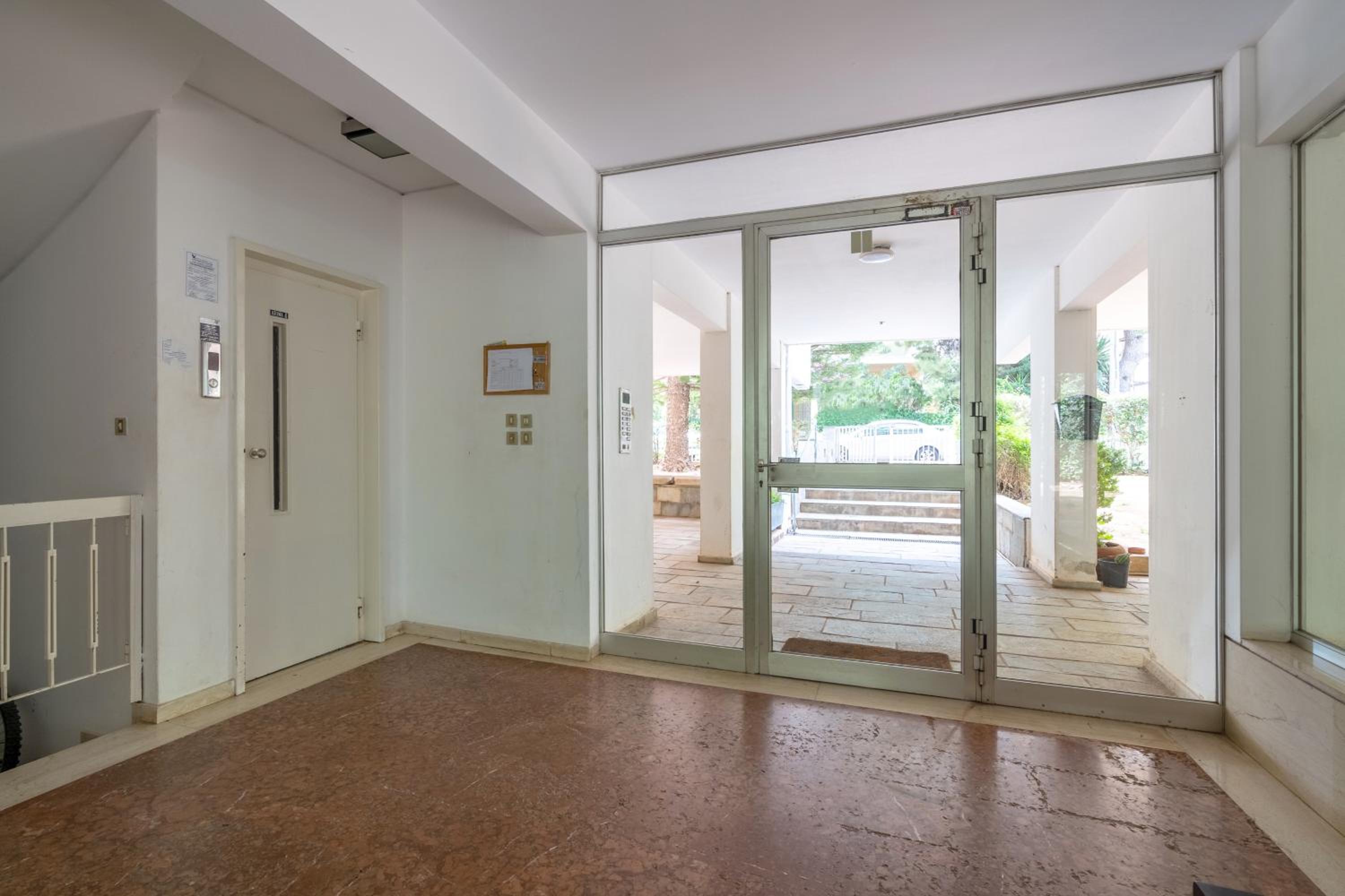 SummerVibes Penthouse Varkiza