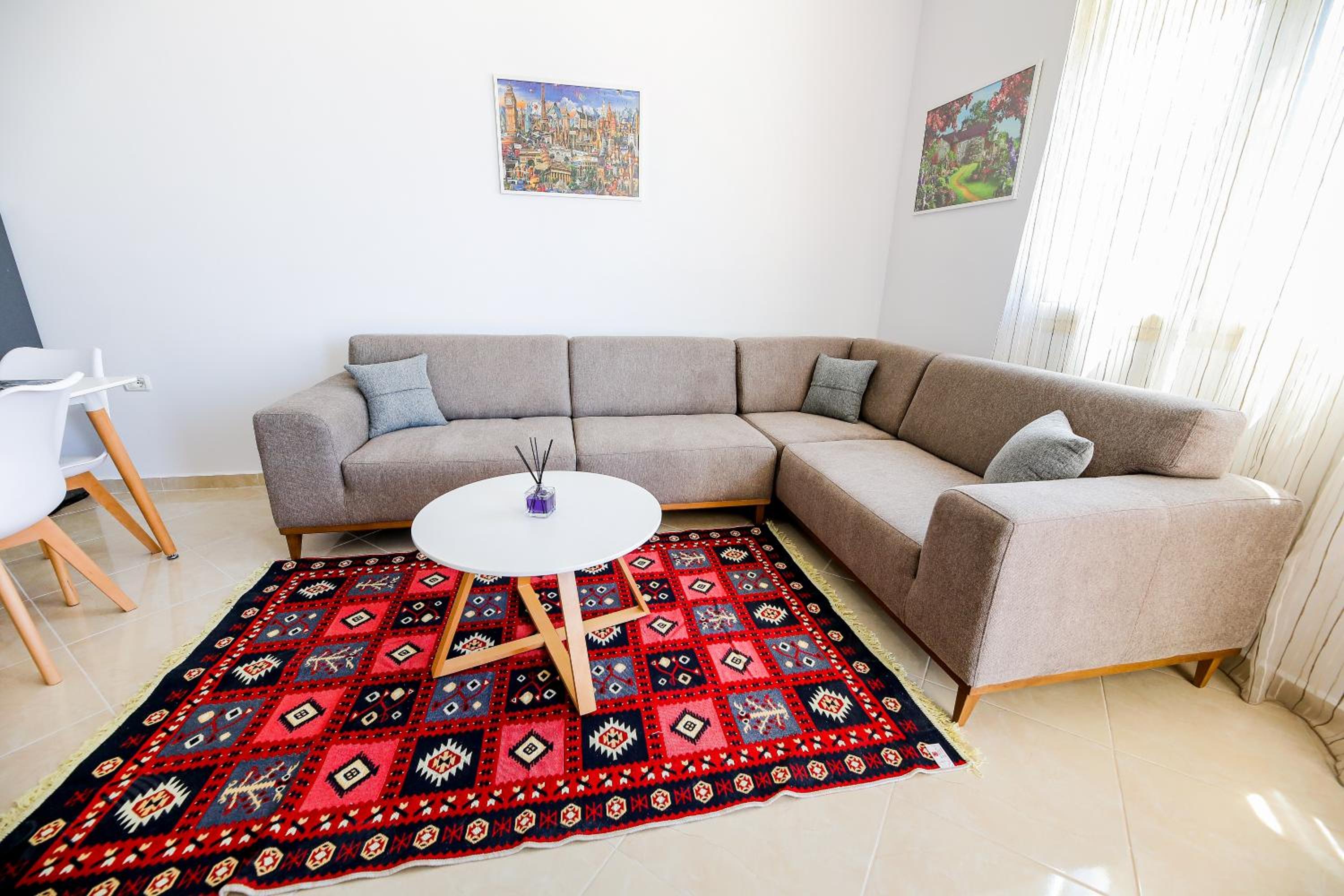 Sea Gem Apartment