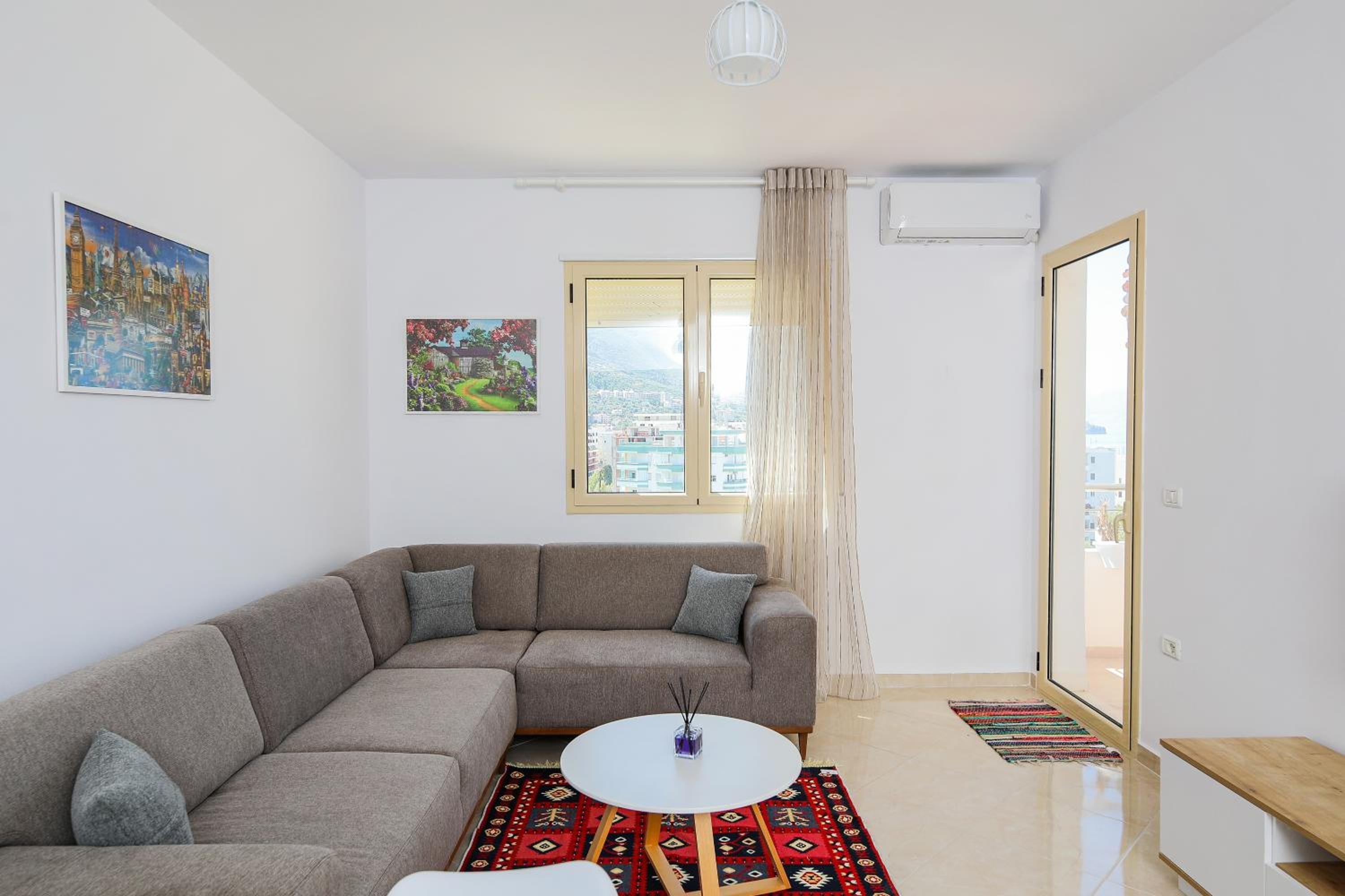 Sea Gem Apartment