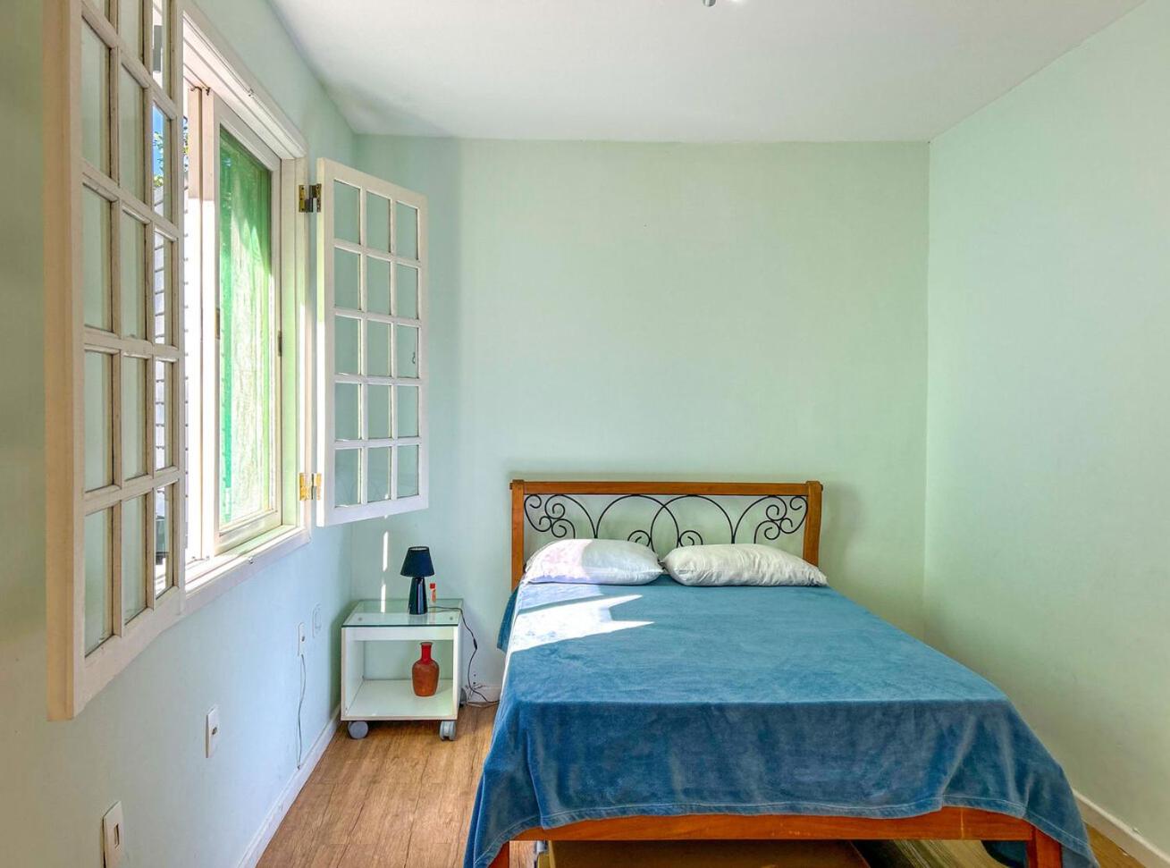 Otima casa com lazer completo em Sao Conrado RJ