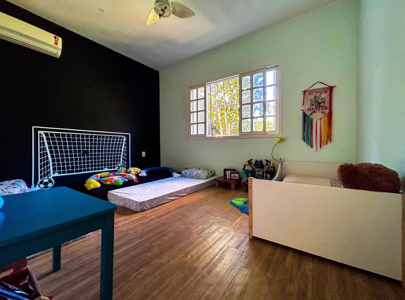 Otima casa com lazer completo em Sao Conrado RJ