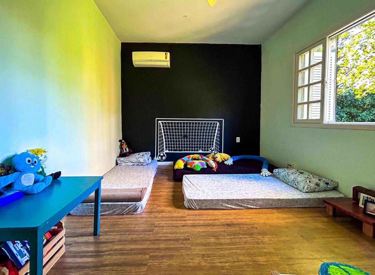 Otima casa com lazer completo em Sao Conrado RJ