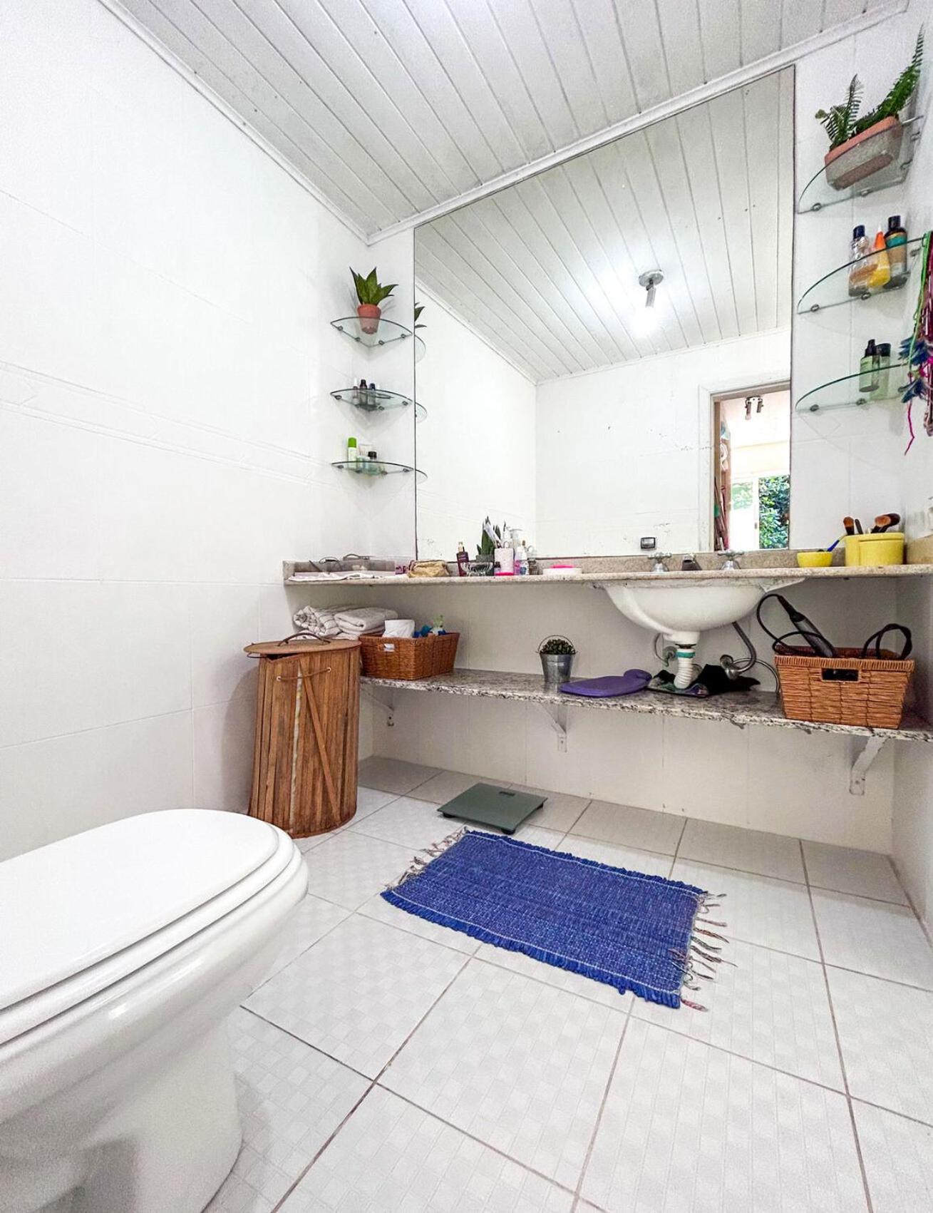 Otima casa com lazer completo em Sao Conrado RJ