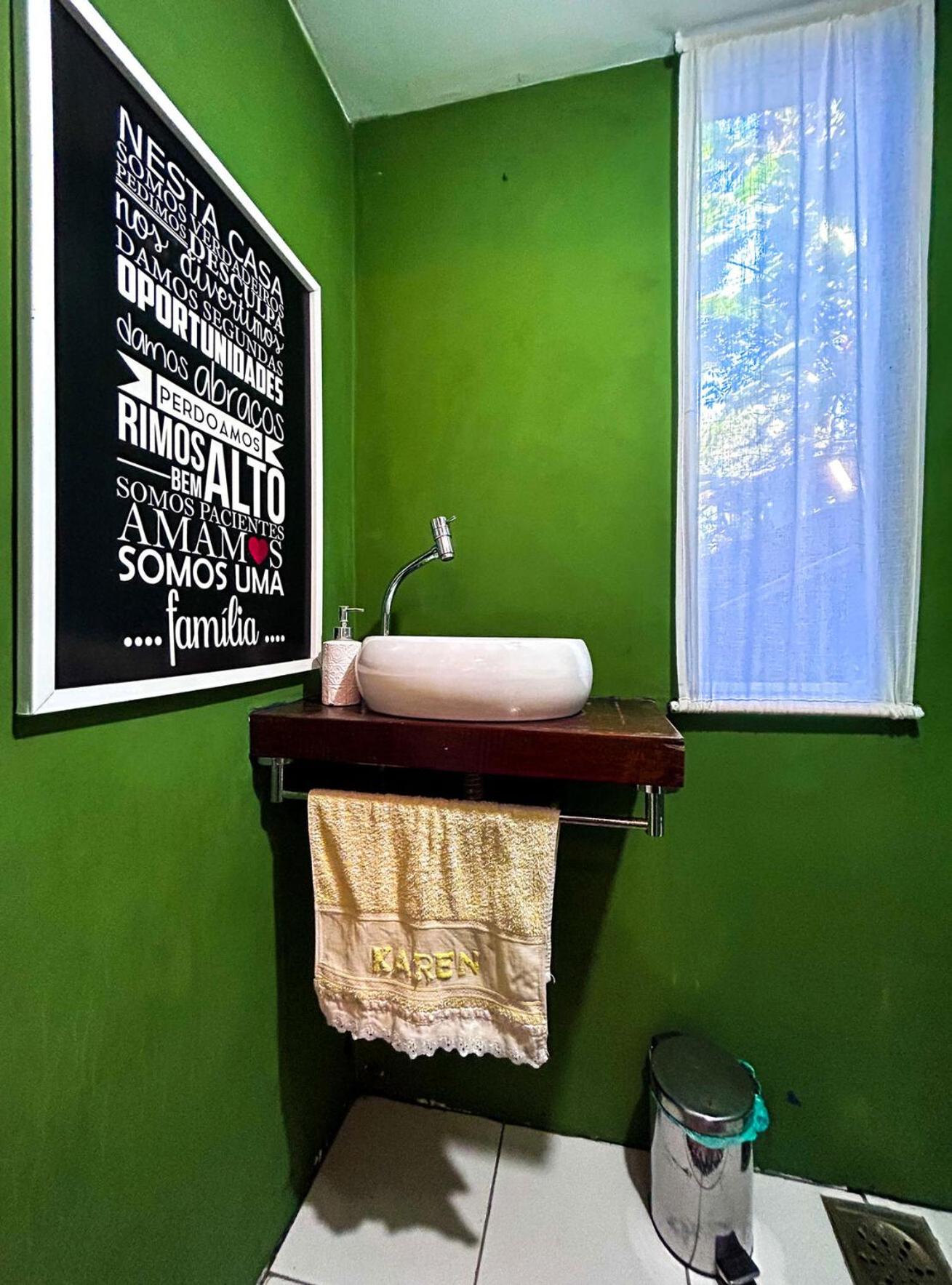 Otima casa com lazer completo em Sao Conrado RJ