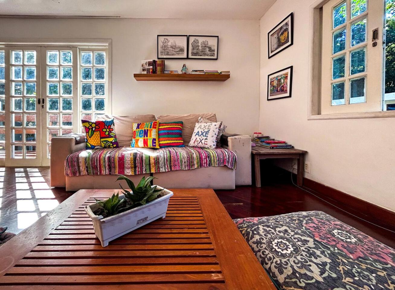 Otima casa com lazer completo em Sao Conrado RJ