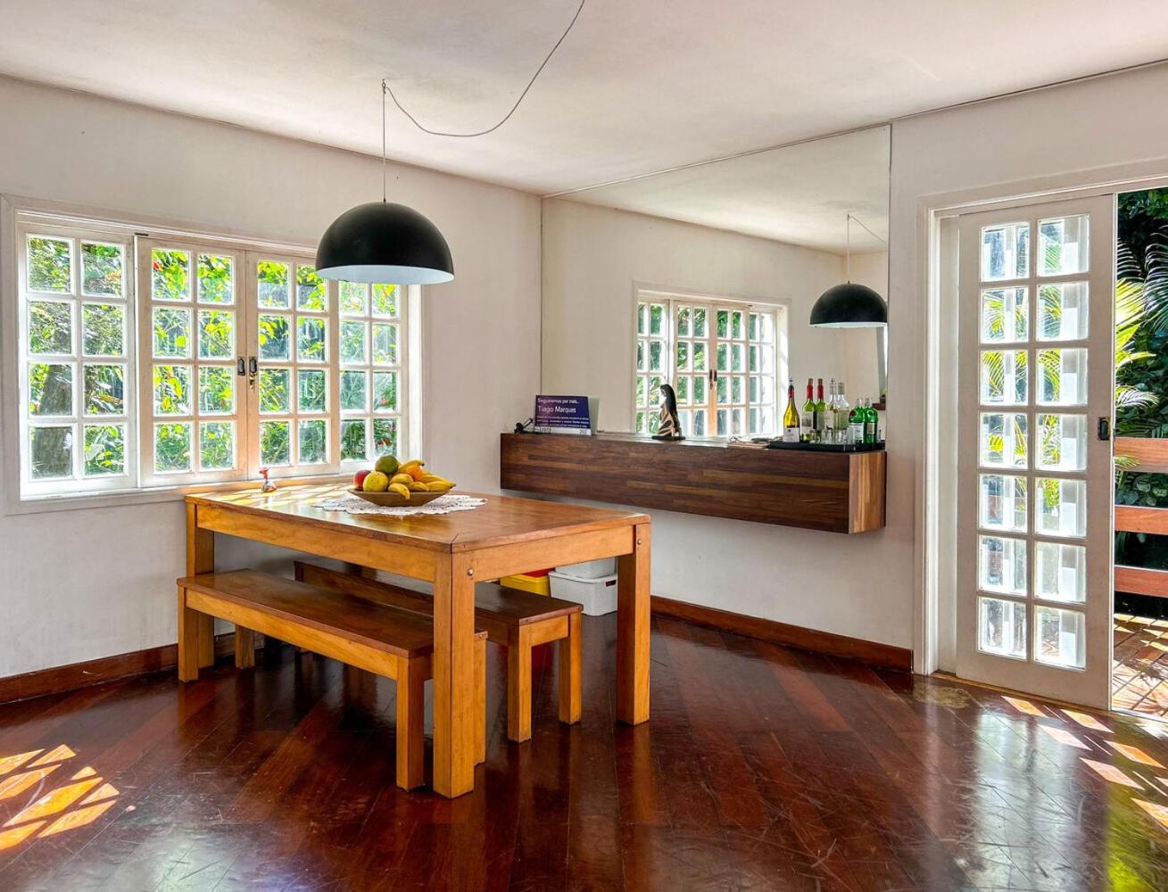 Otima casa com lazer completo em Sao Conrado RJ