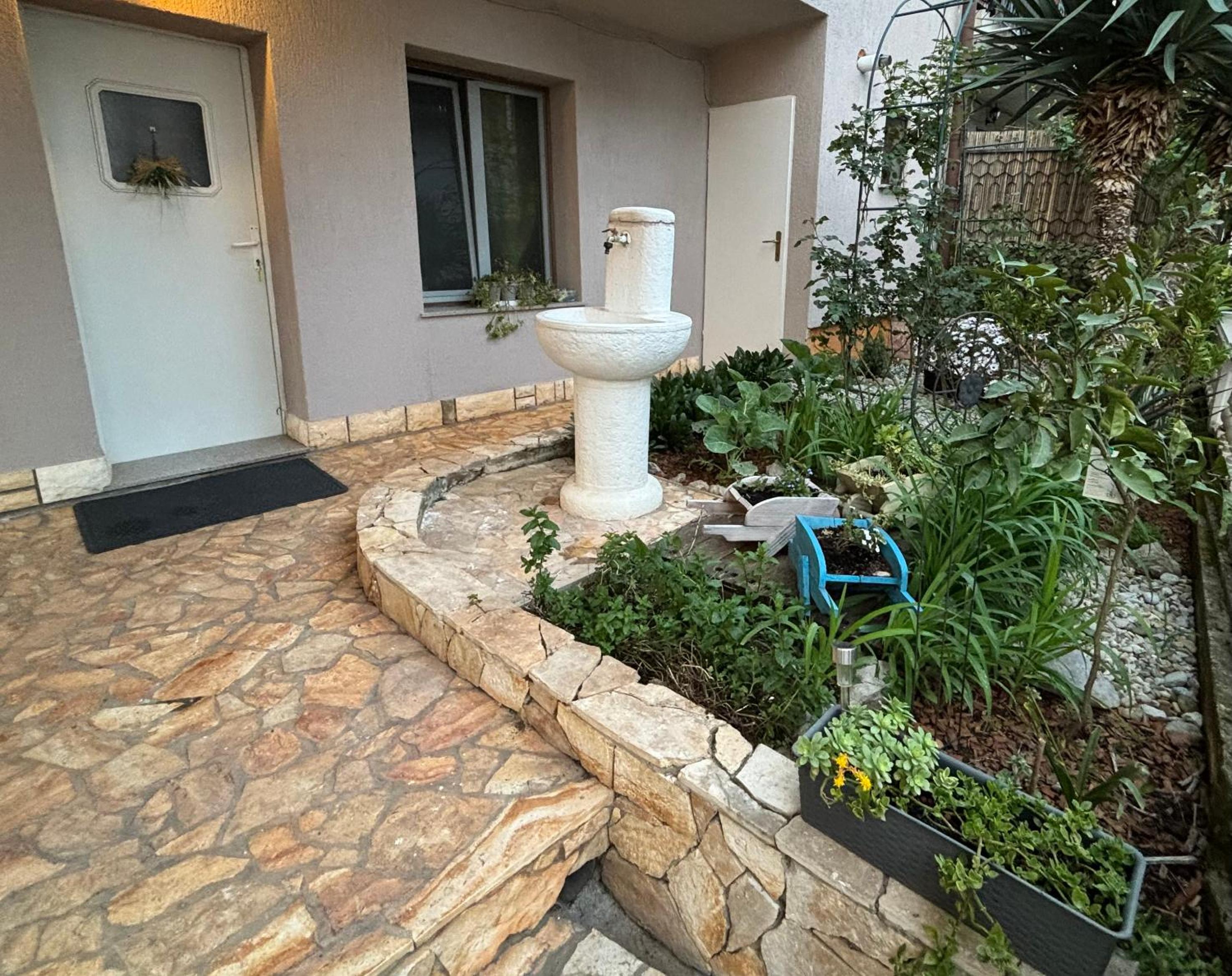 Apartman Edina view 5