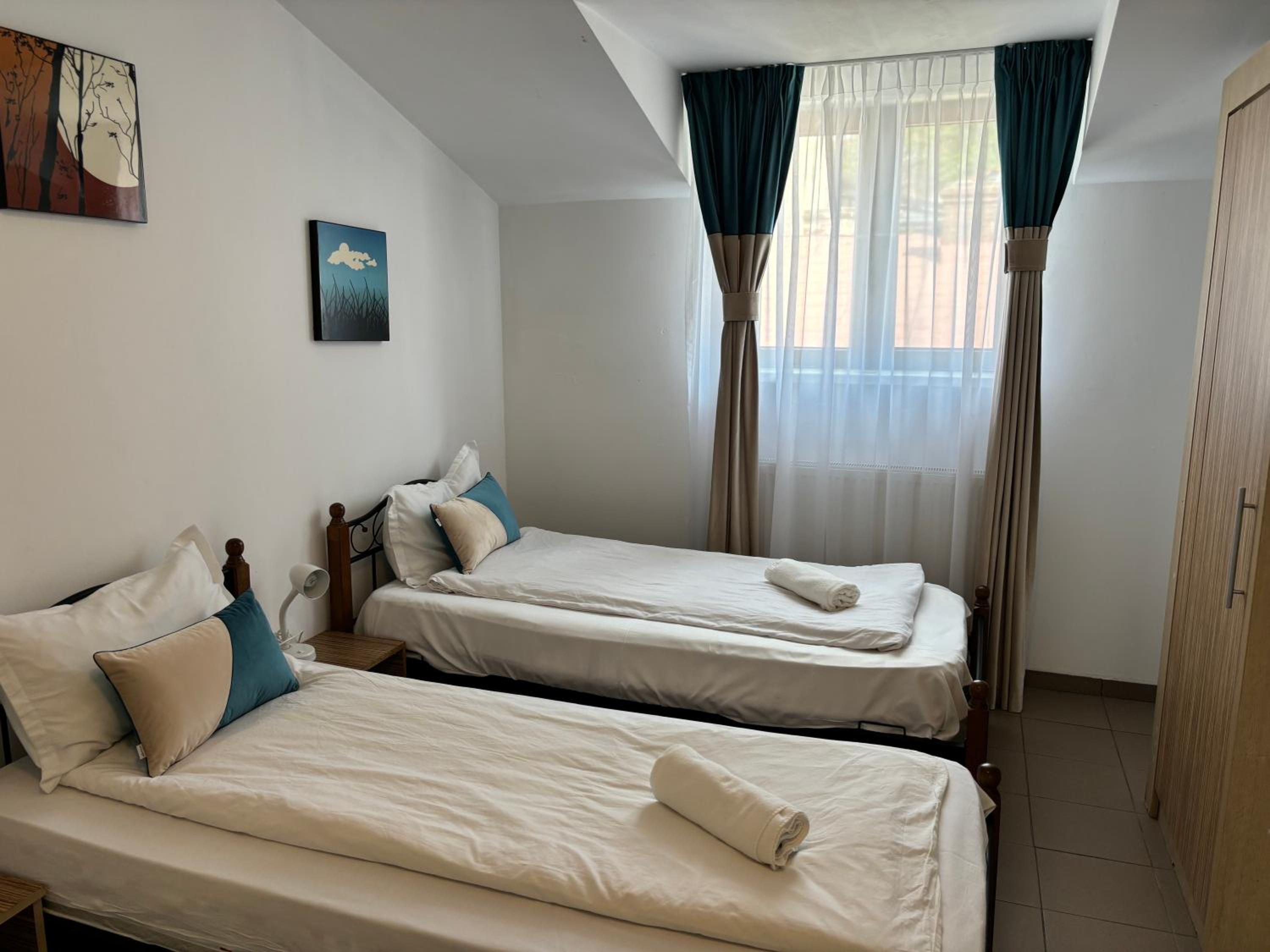 Piata Uniri Cozy Inn