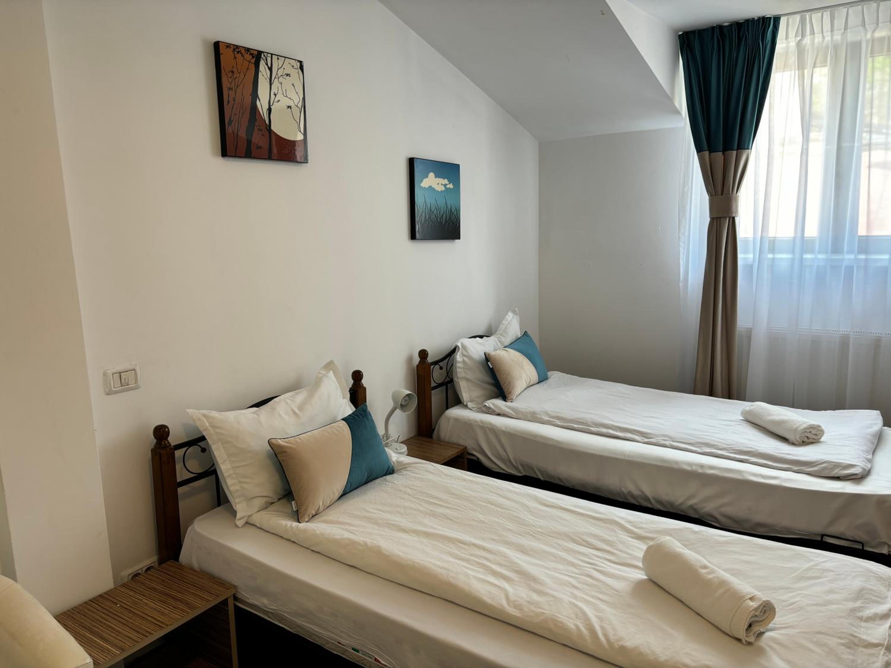 Piata Uniri Cozy Inn