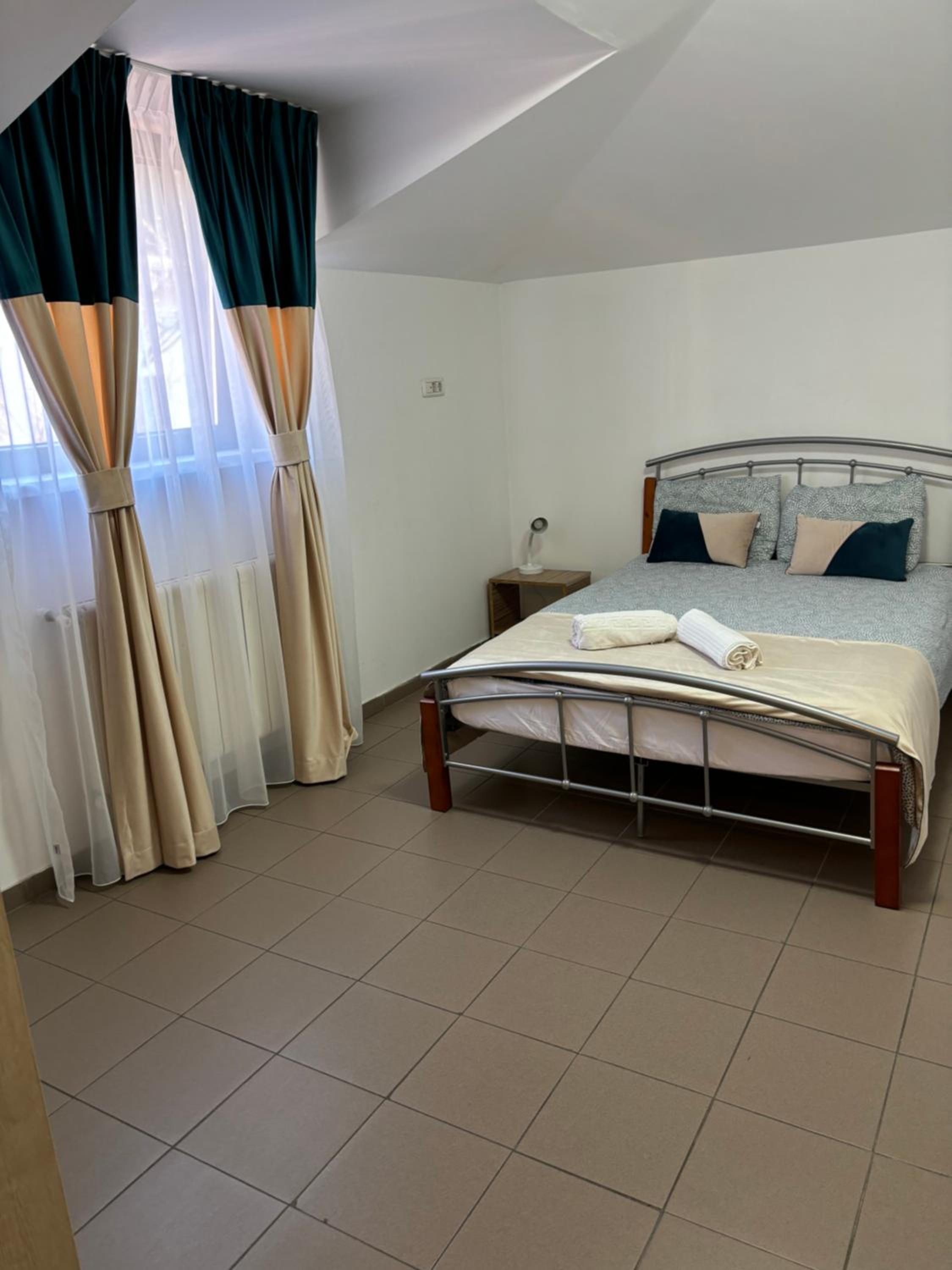 Piata Uniri Cozy Inn