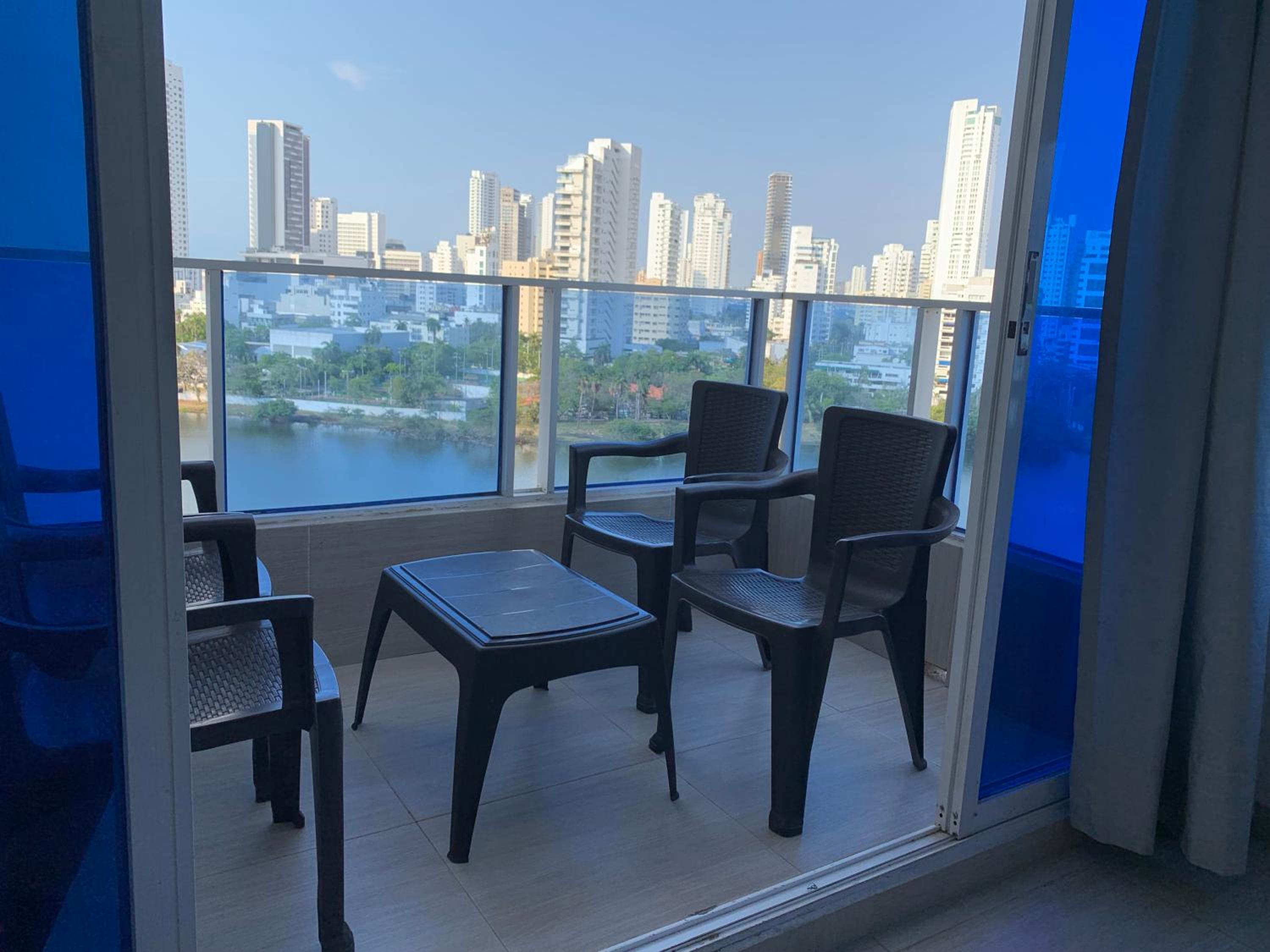 HERMOSO APARTAMENTO DE 1 ALCOBA 1011
