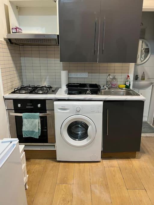 Studio flat in Central London-PADDINGTON