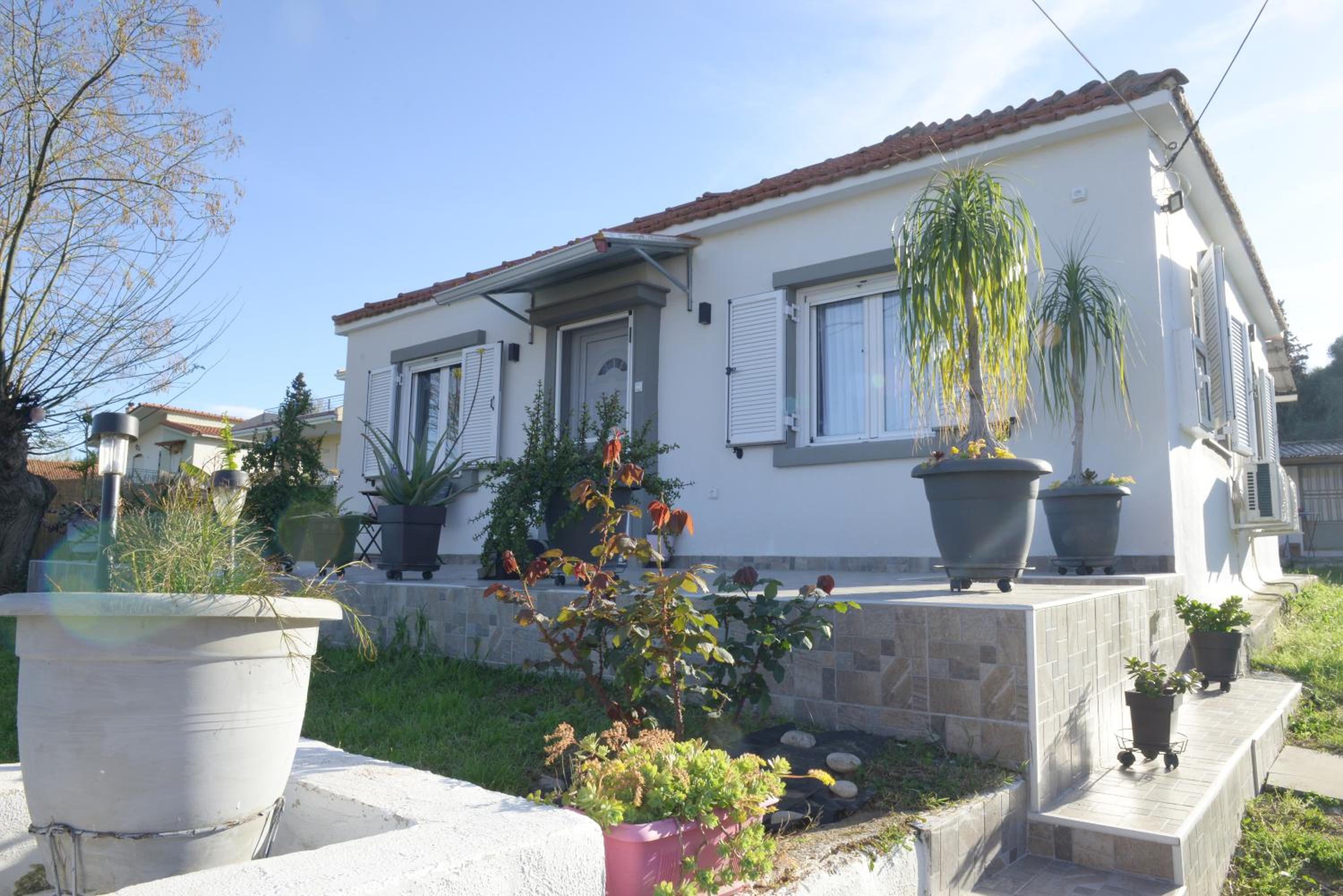 Tolis home kanali view 3