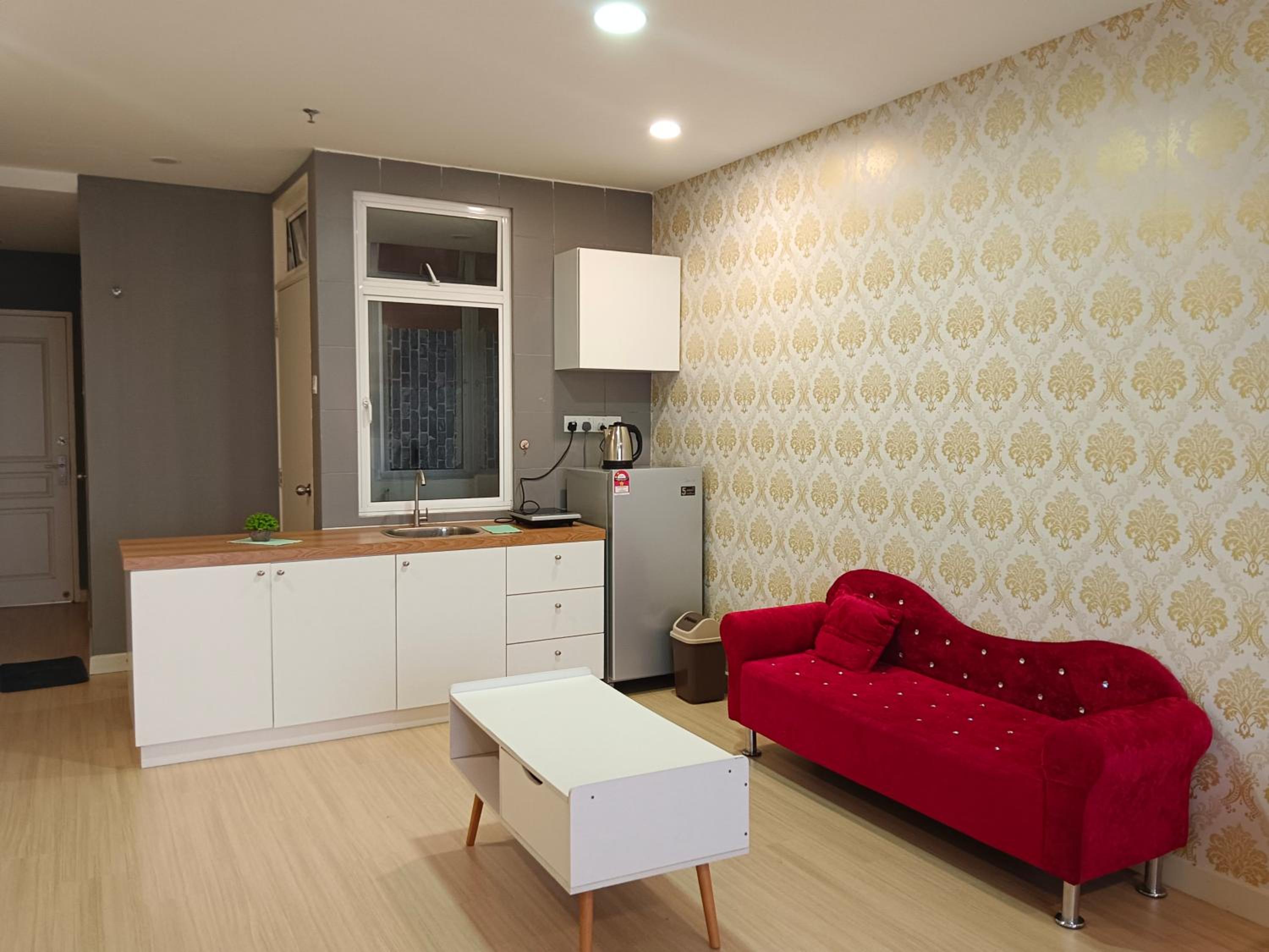 Lake view homestay @champs Elysees kampar photo 3