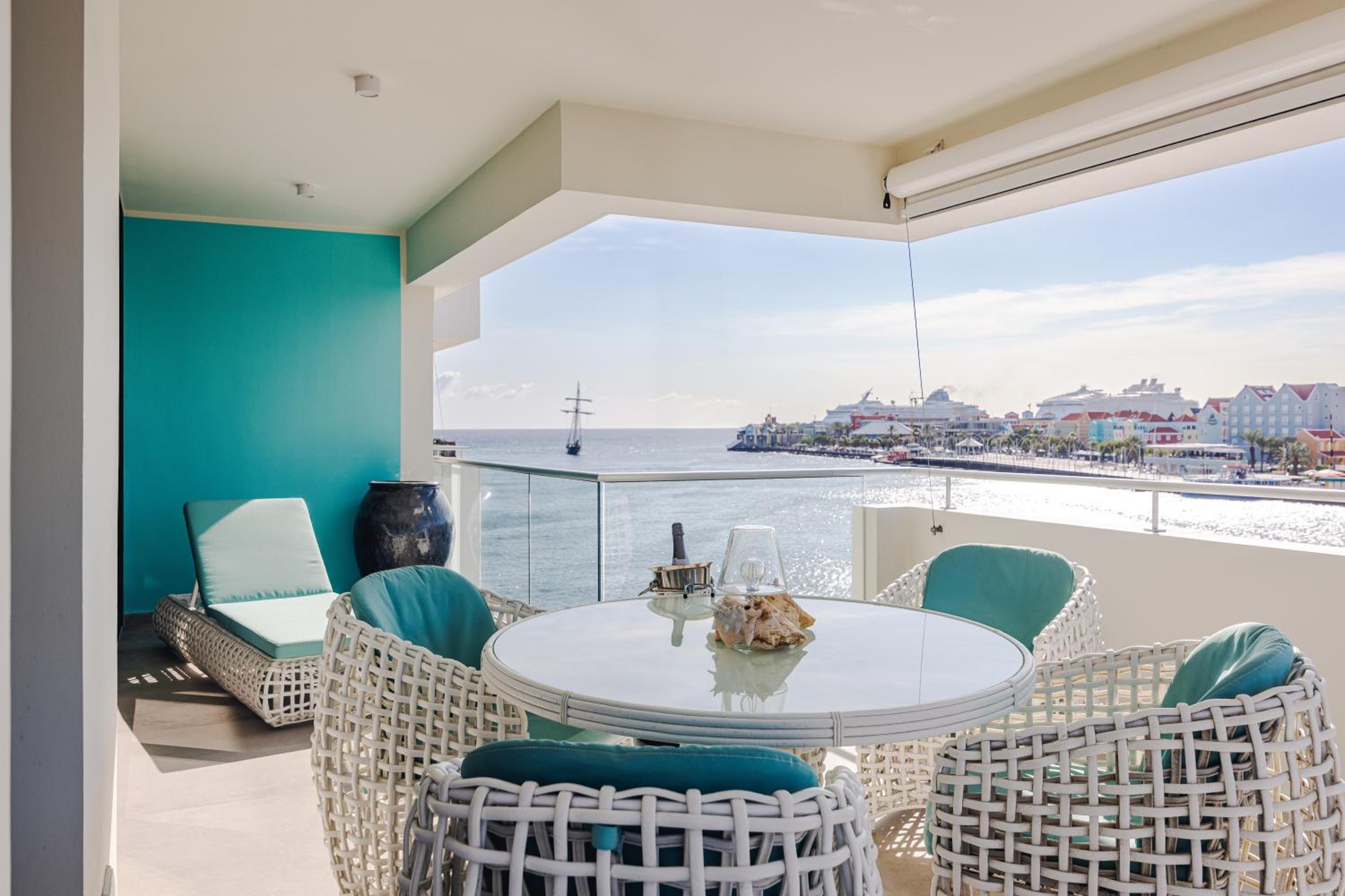 The Wharf Luxury Apartment NT 5F