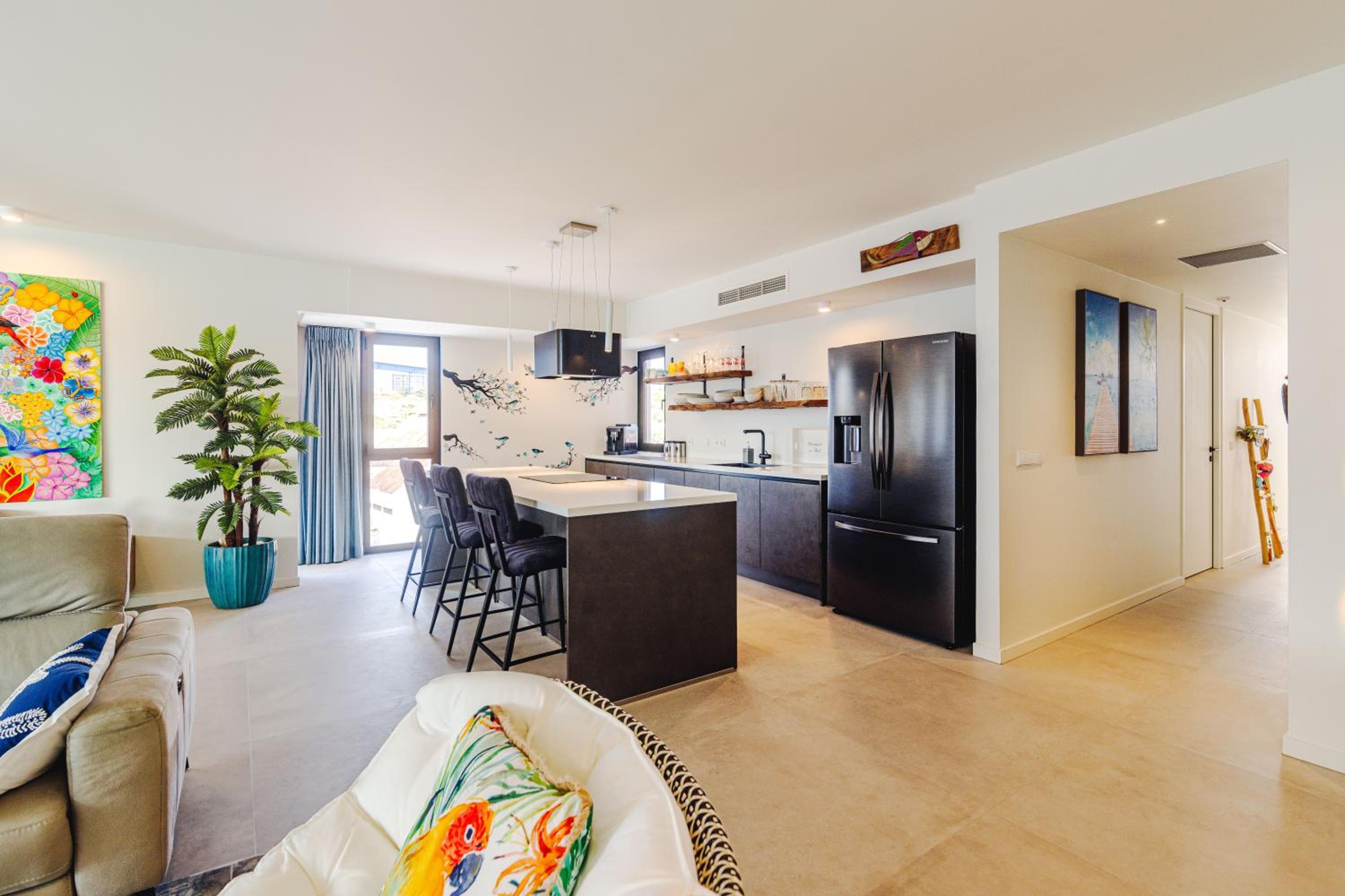 The Wharf Luxury Apartment NT 5F