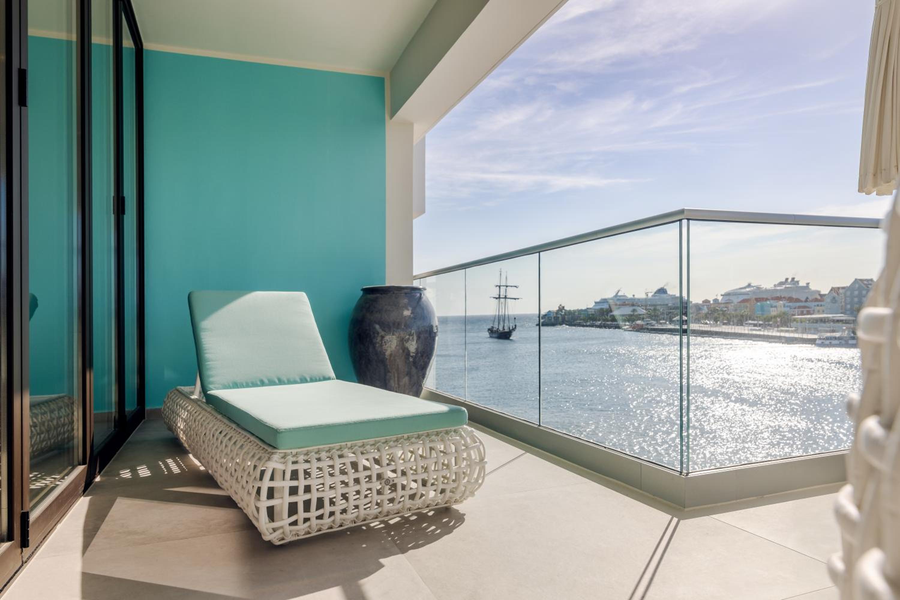The Wharf Luxury Apartment NT 5F