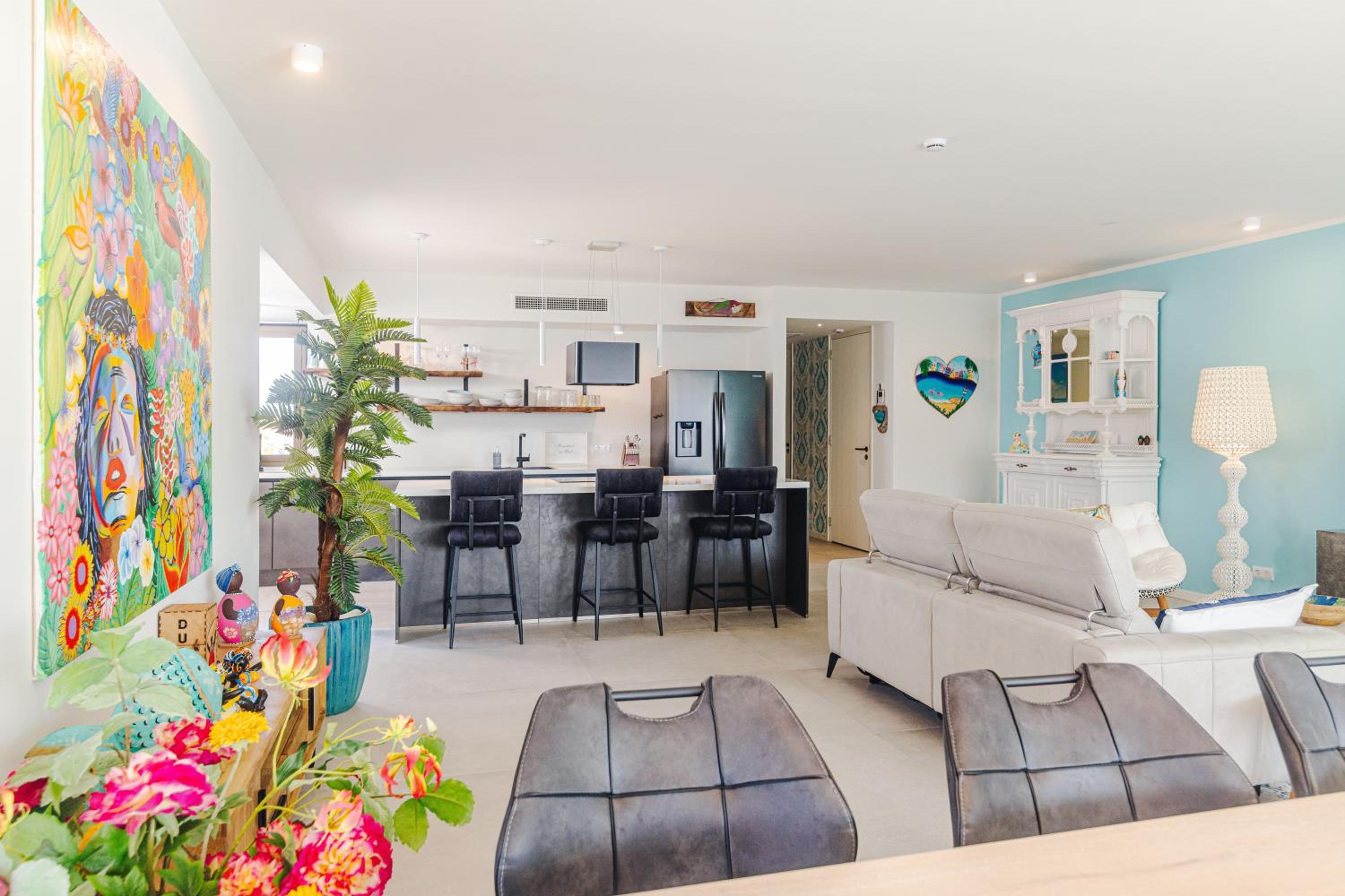 The Wharf Luxury Apartment NT 5F