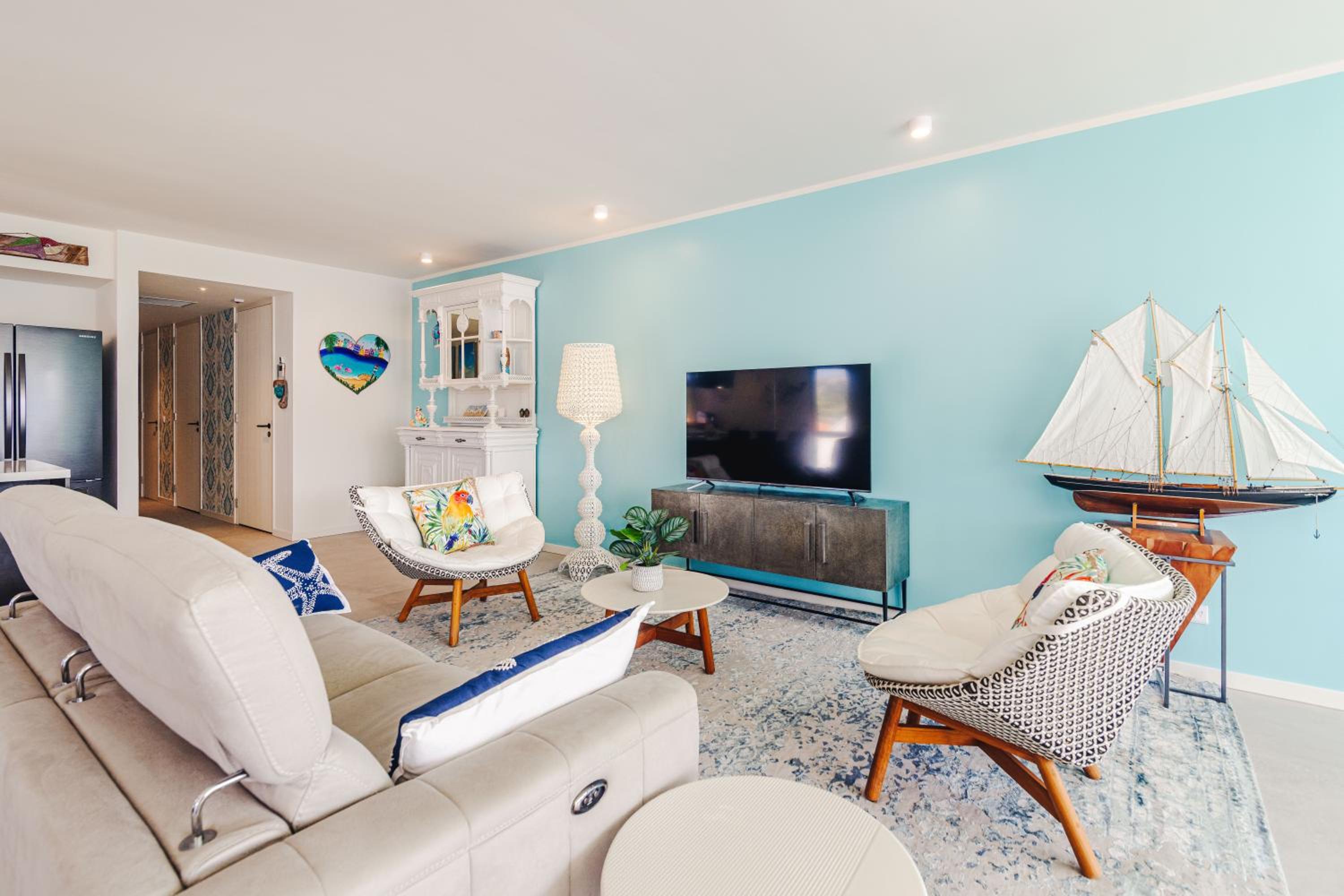 The Wharf Luxury Apartment NT 5F
