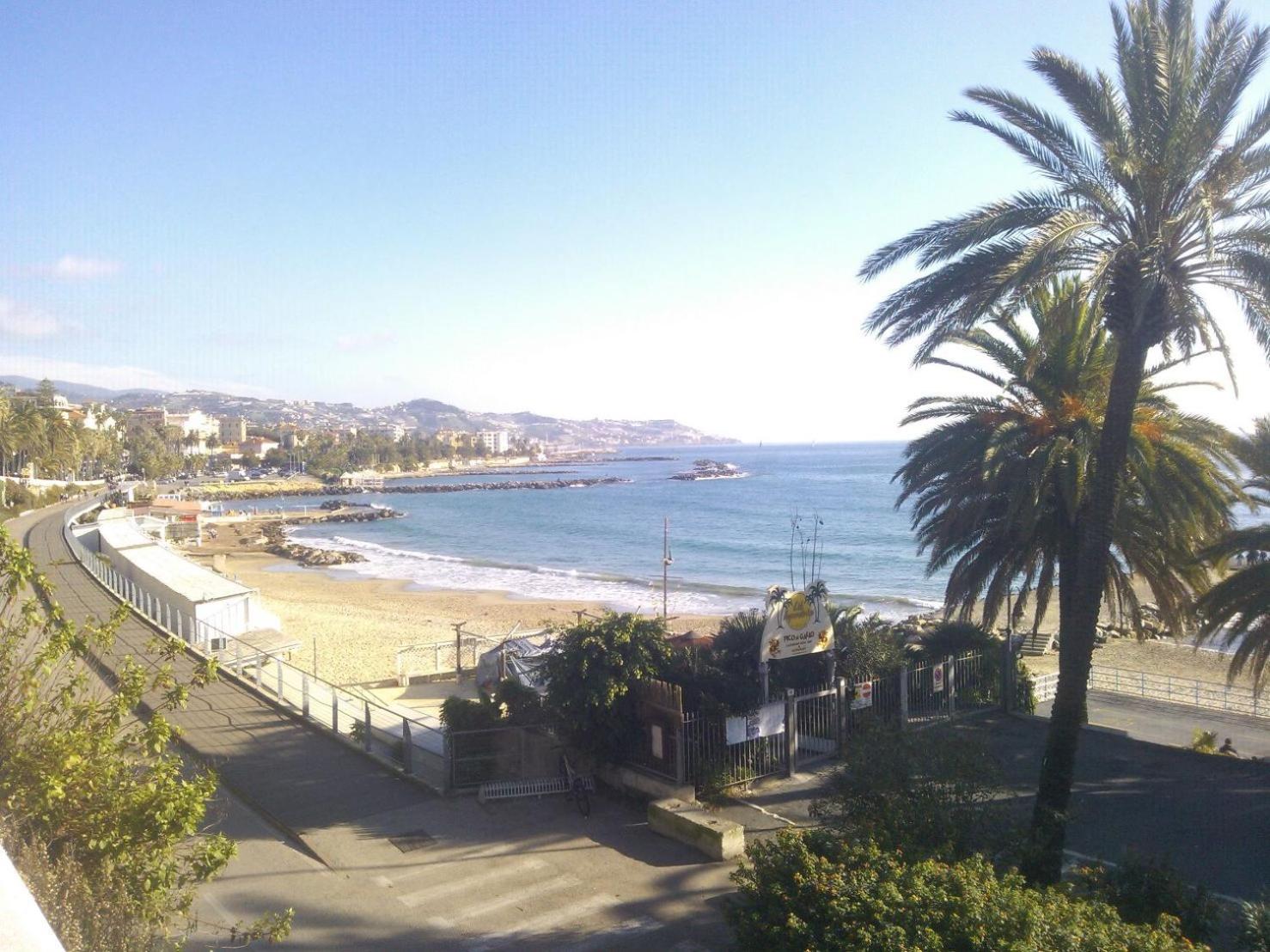 monolocale a sanremo photo 4