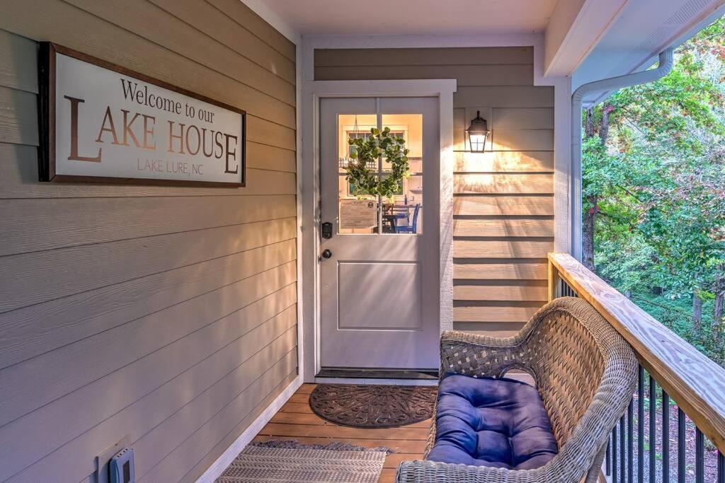 The Cove Retreat- Hot Tub/Screened Porch/Game Room view 3