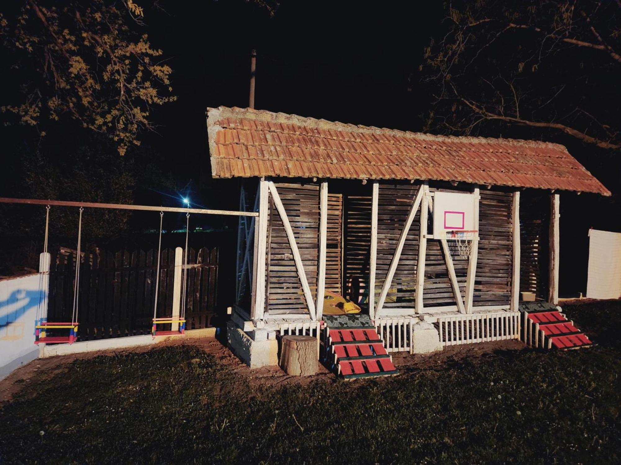 Photo 19