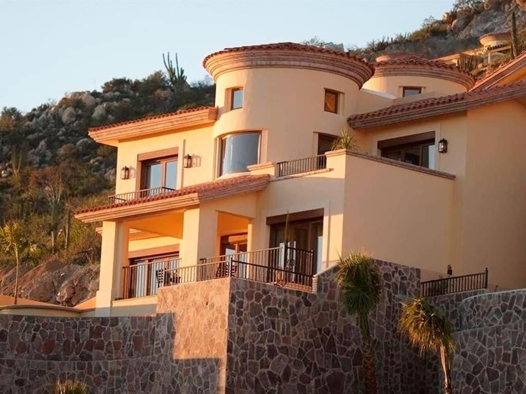Gorgeous 3BR Villa Perfect View at Cabo San Lucas view 4