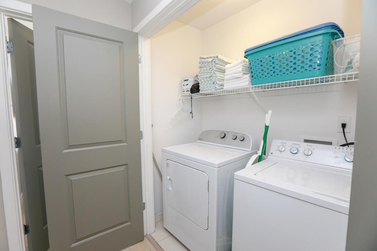 Sojourn Sunrise to Sunset 4BR Sleeps 12 view 3