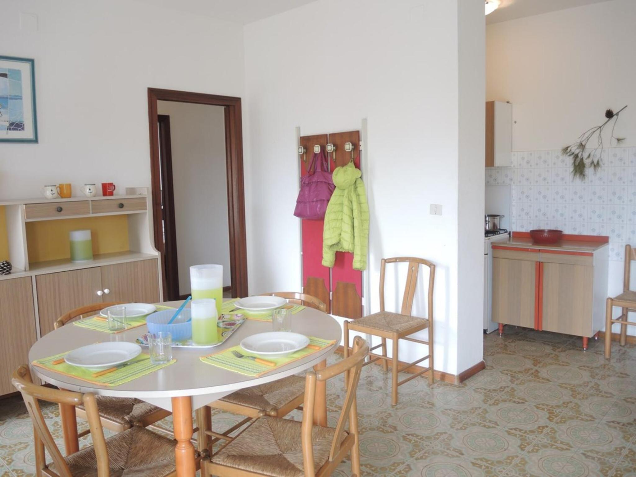 Comfy flat for 6 guests in Bibione-Beahost view 3