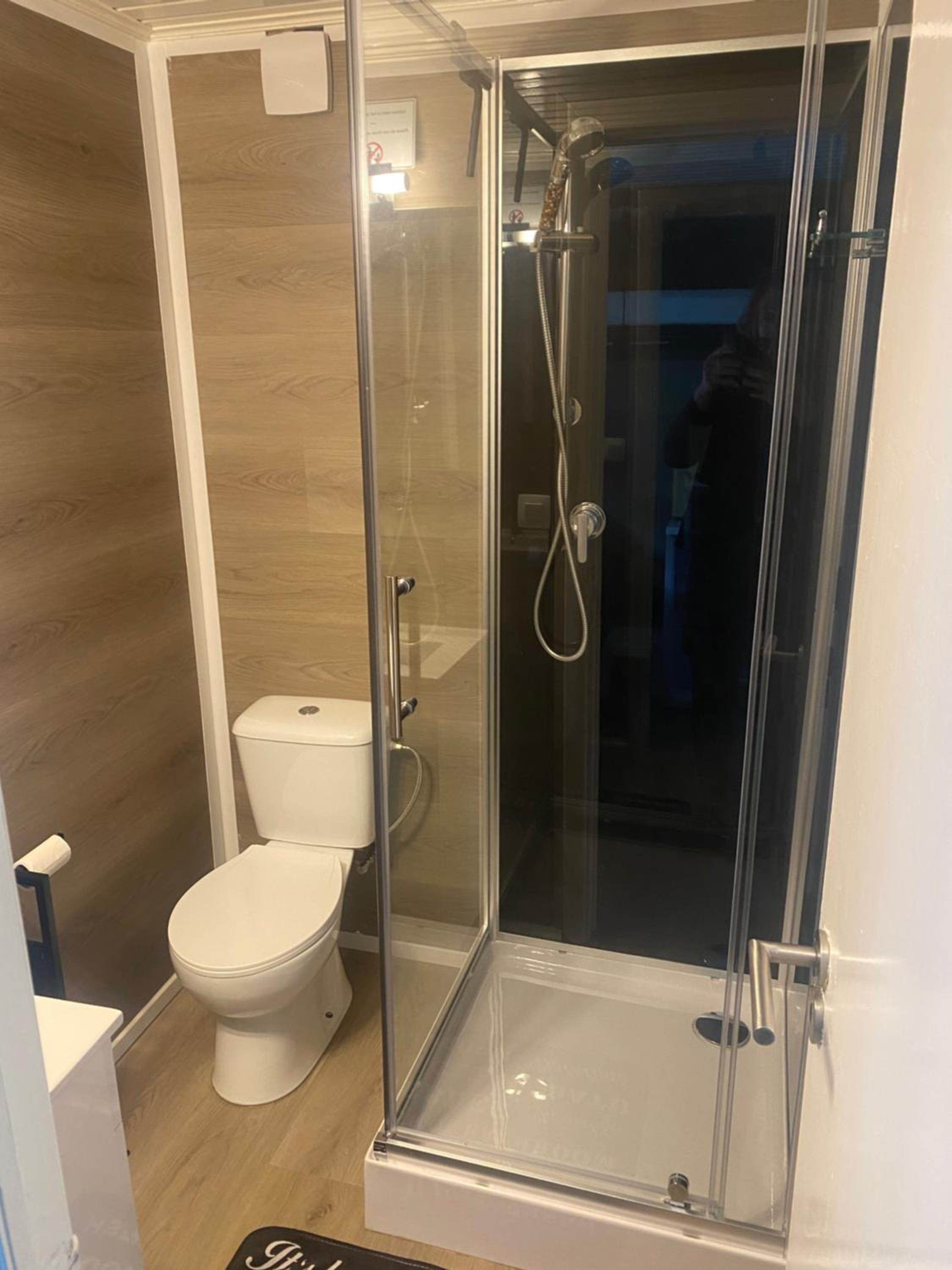 Vakantie Bos Huisje “Meibloempje”
