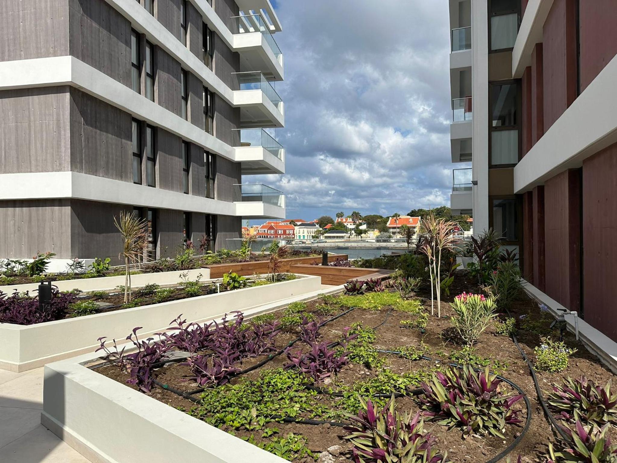 The Wharf Luxury Apartment NT 5F