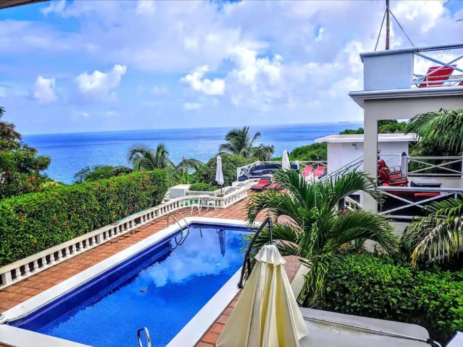 Luxury Spacious Villa with Aircon and Pool Table - Photo 21
