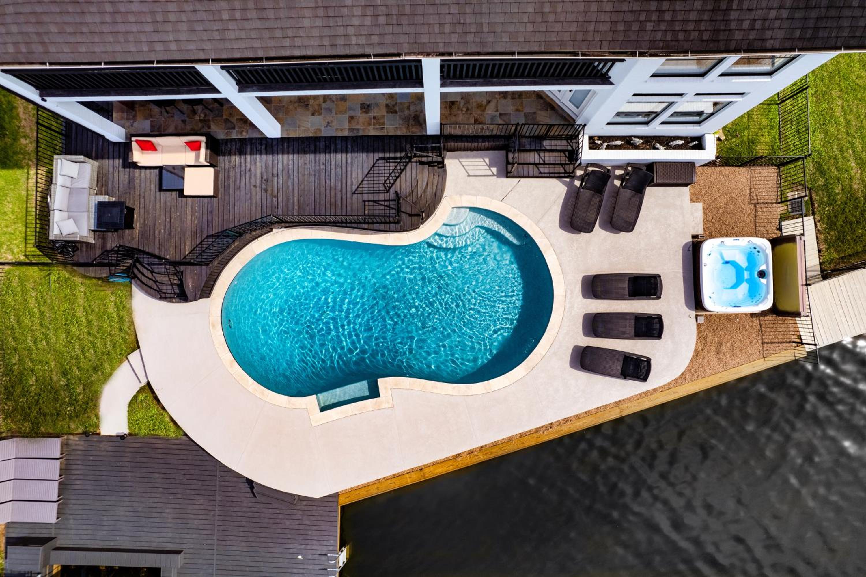 The Waterfront Villa