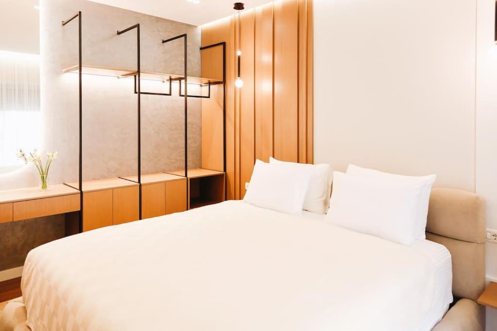 Sia's Apartment