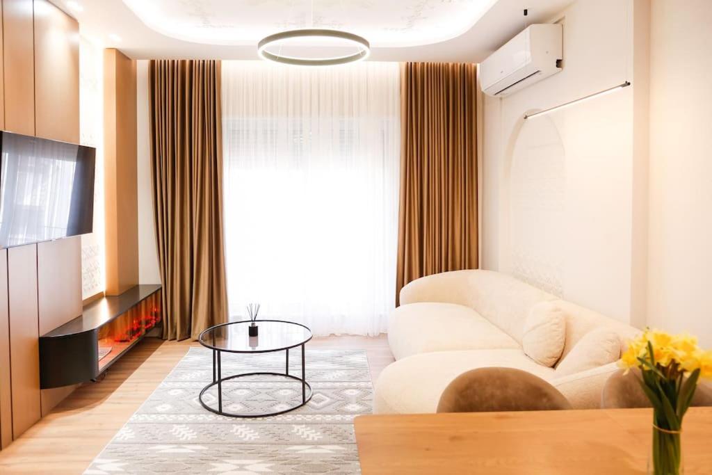 Sia's Apartment