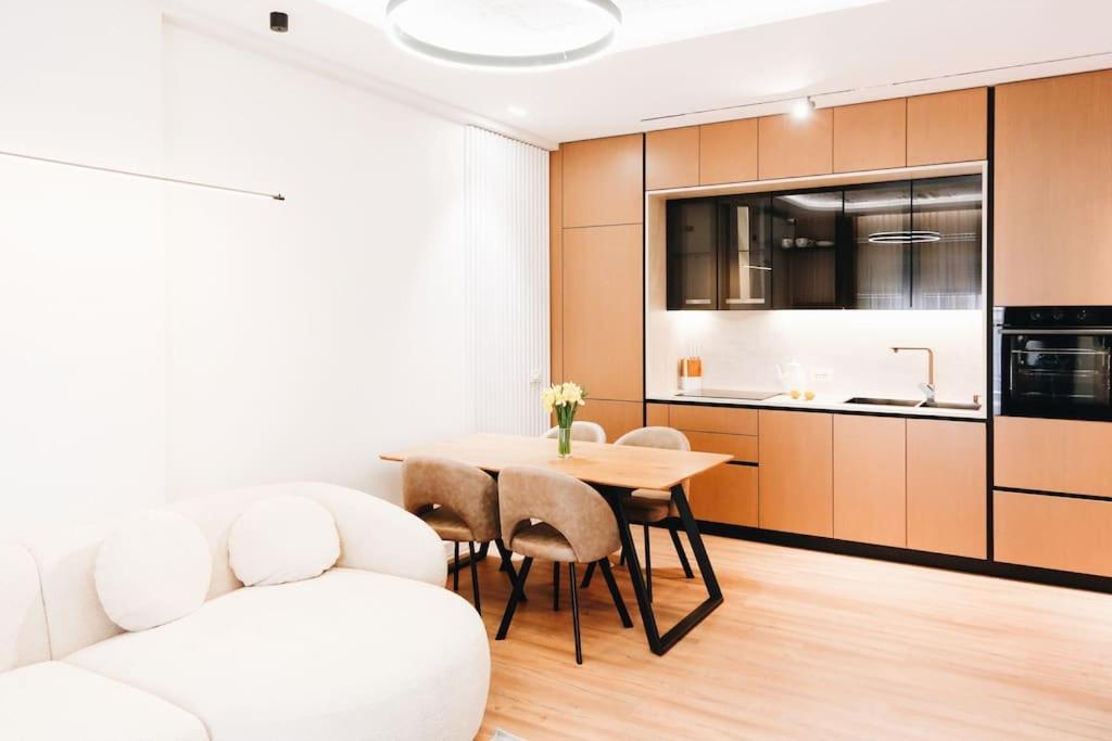 Sia's Apartment