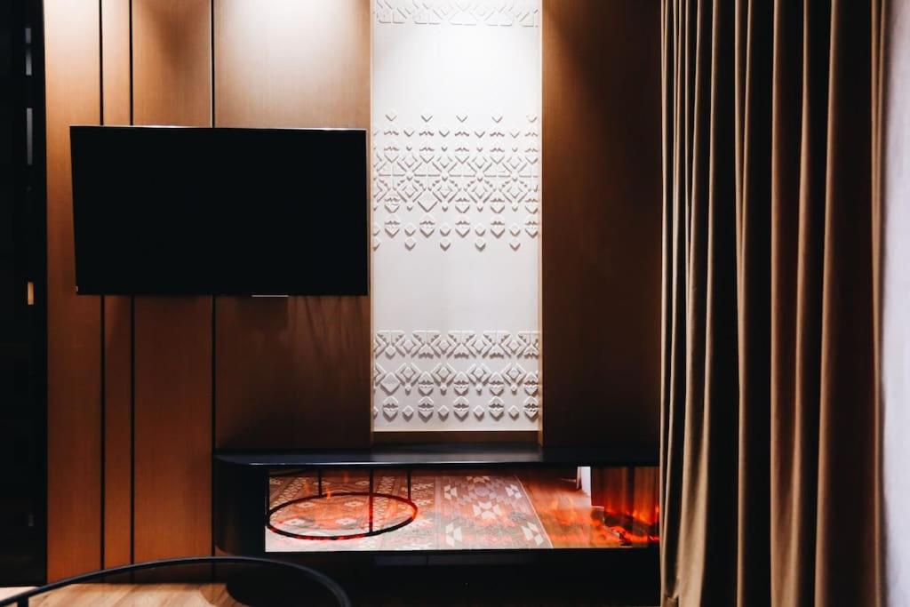 Sia's Apartment
