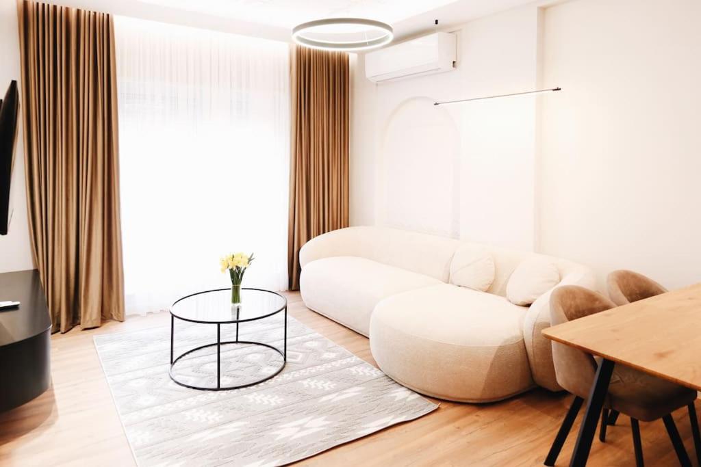 Sia's Apartment