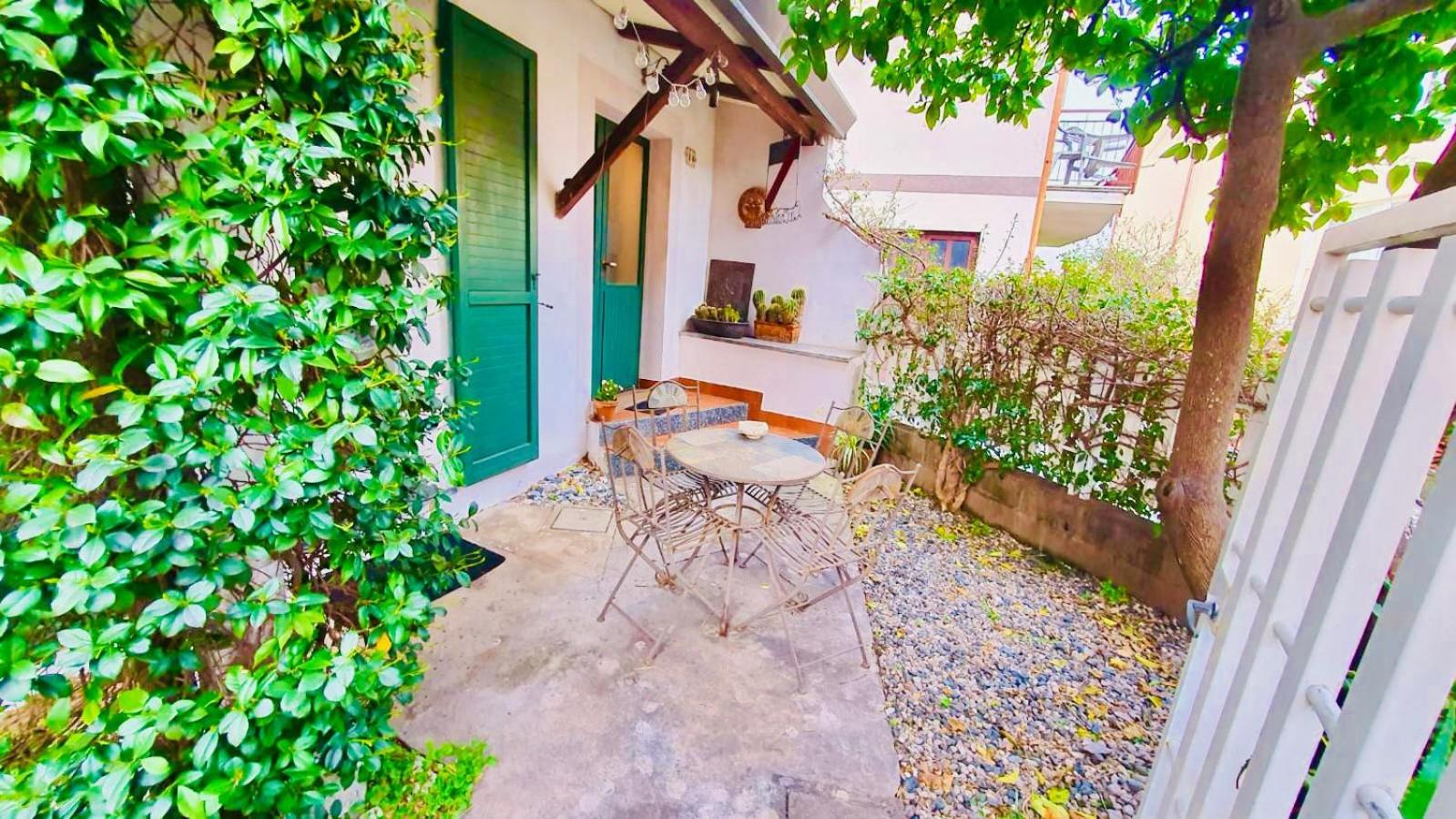 Villa Iris view 2