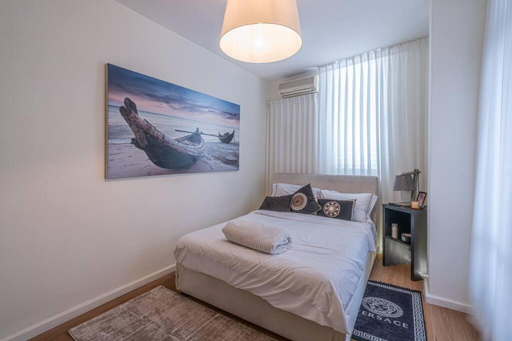 Kikar Hamedina Dream 3 BR view 4