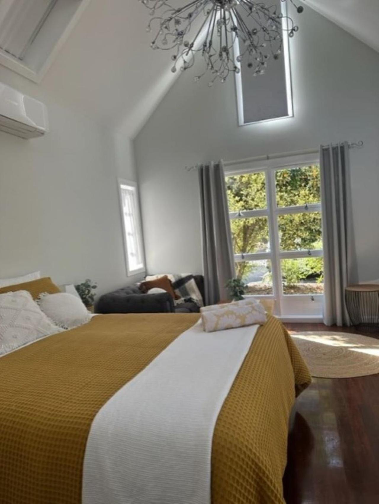 Memory Lane Accommodation