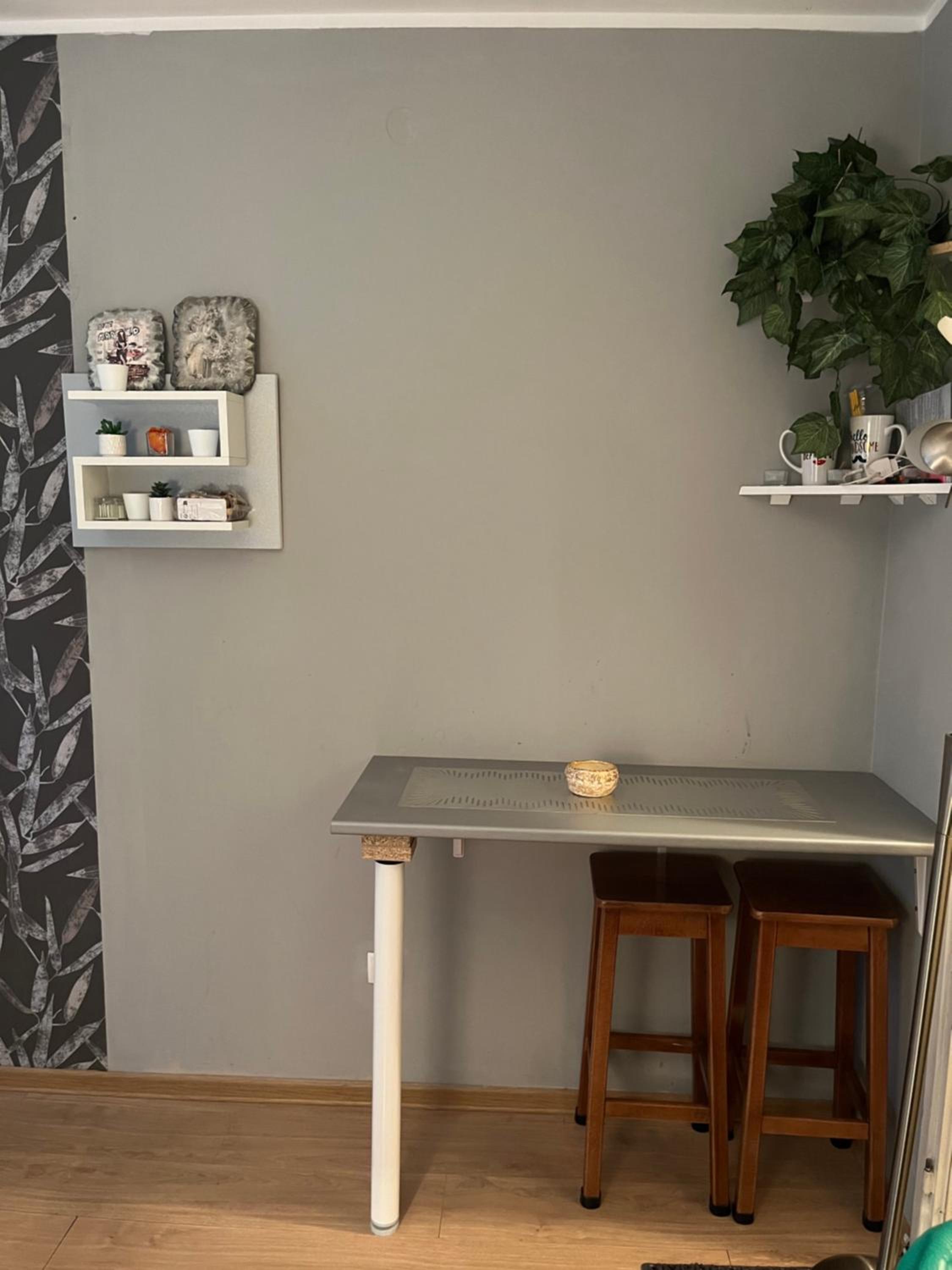 Grey view 3