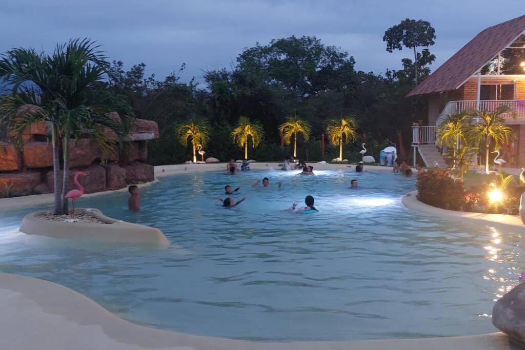 COVEÑITAS MC1P1B Cabaña con piscina tipo playa